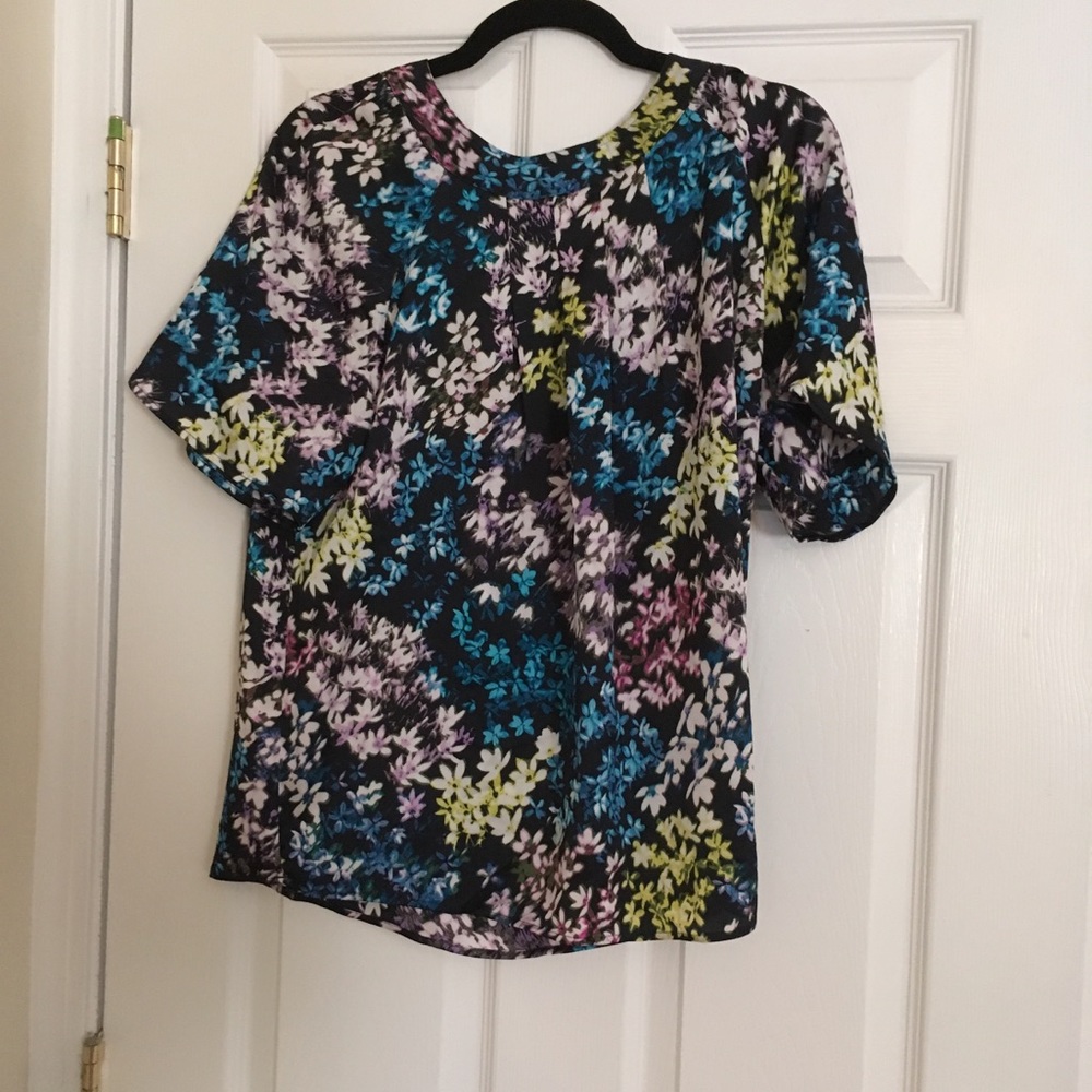 Blouse in excellent condition
